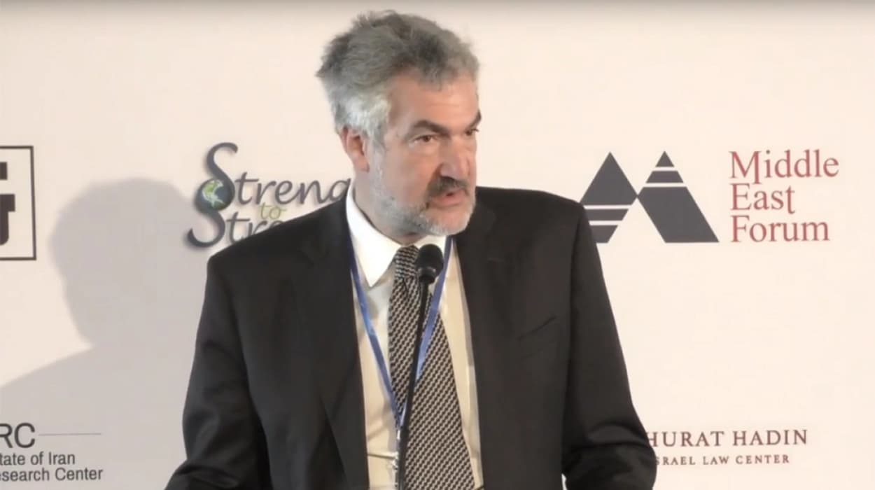 Name and Shame UAE Agent: Daniel Pipes