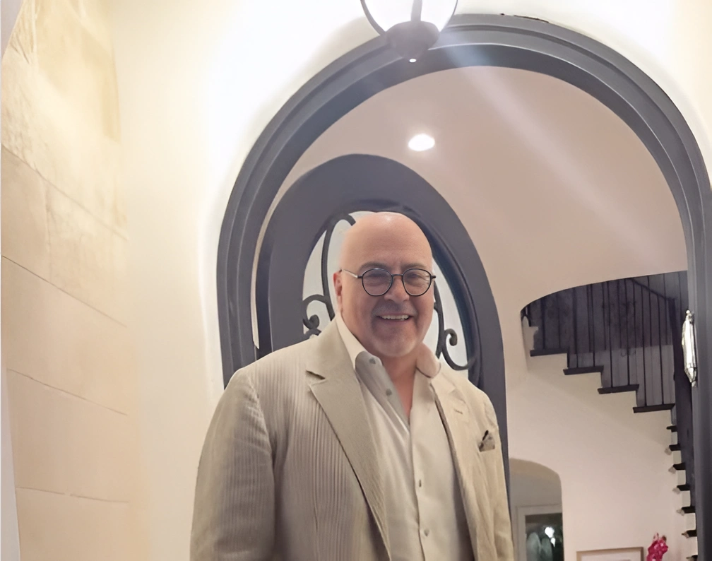 Name and Shame UAE Agent: Frank Lahijani