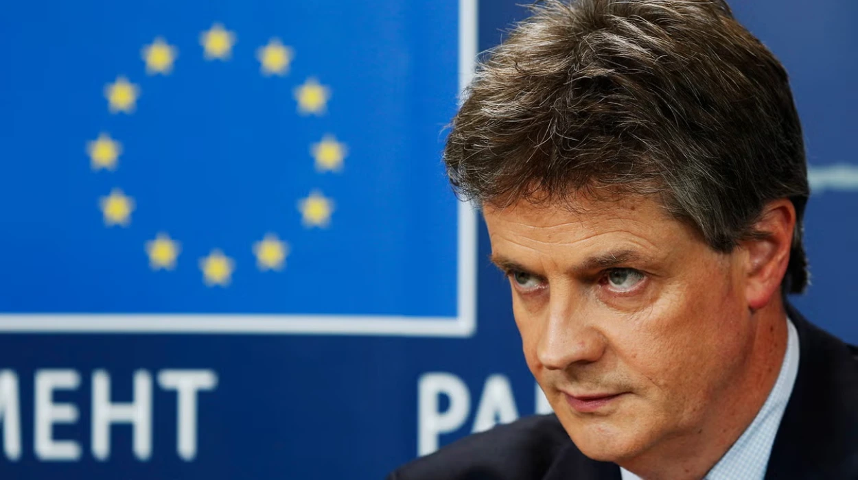 Name and Shame UAE Agent: Jonathan Hill