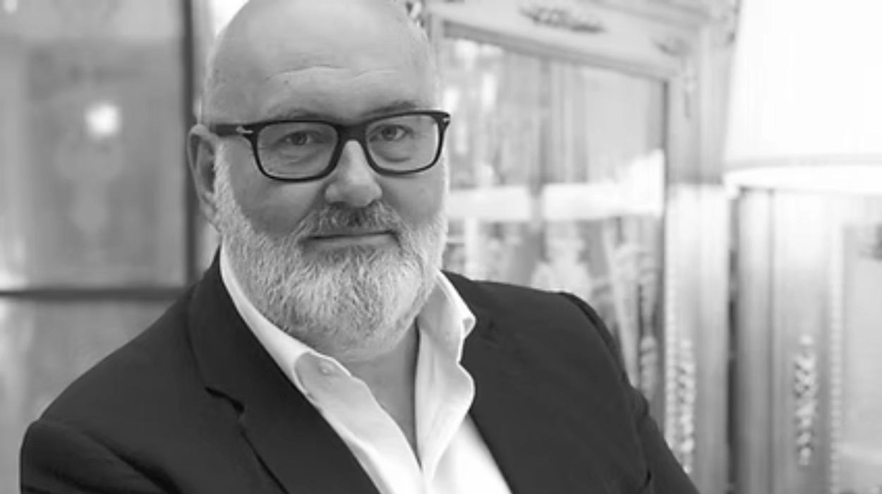 Name and Shame UAE Agent: Ronald Hepburn