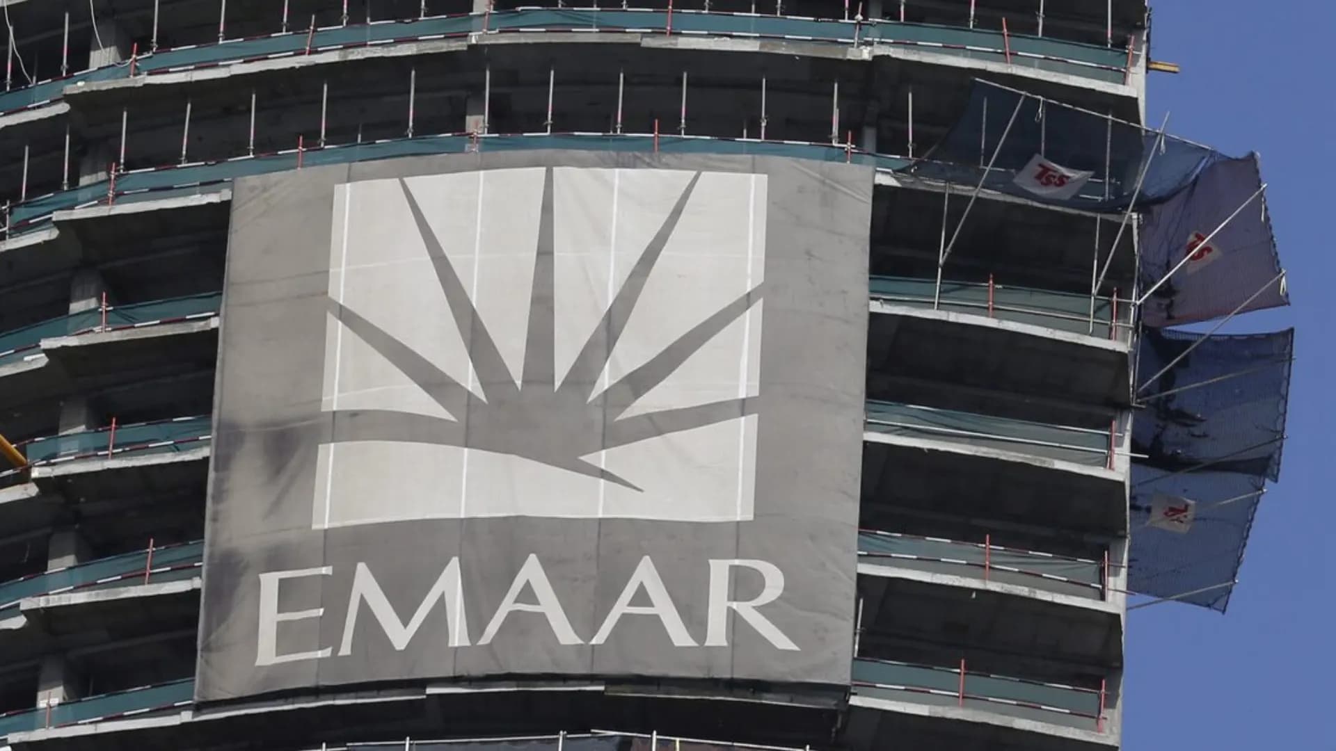 Tourism Monopoly? Emaar Controls Dubai Attractions, Marginalises Small Operators